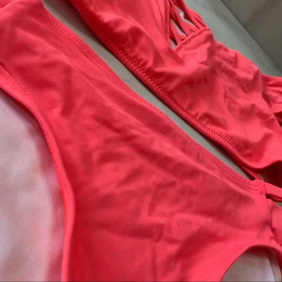 Pink VS neon orange - Picture 13 of 14